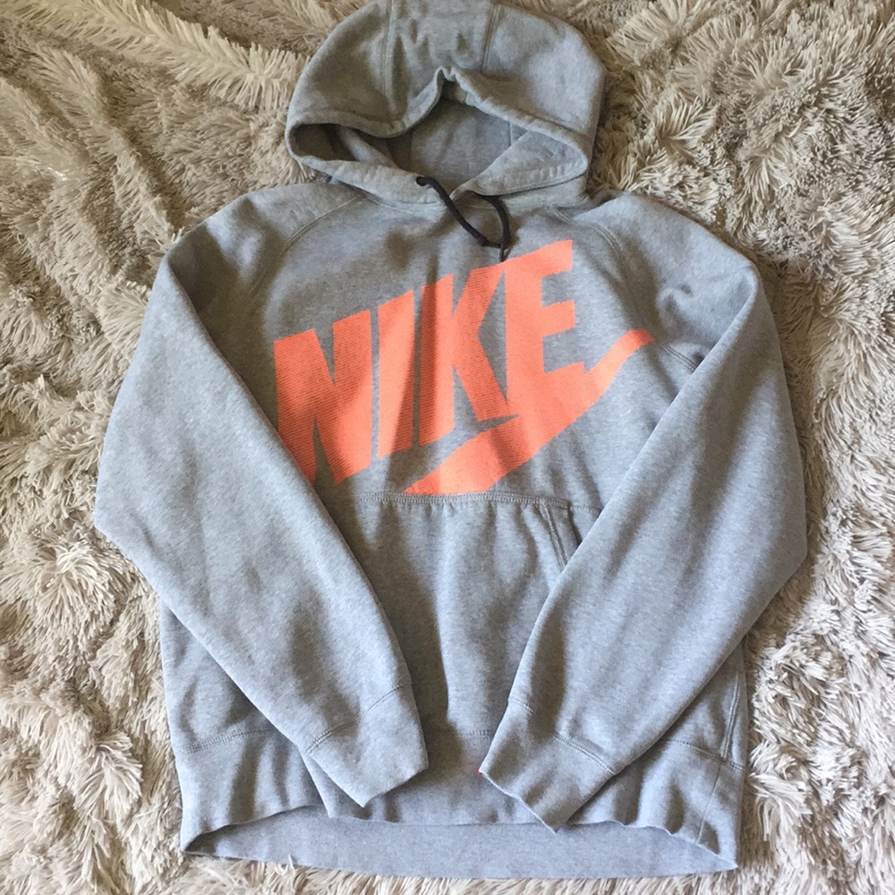 NIKE Men’s Large Sweatshirt - Grey